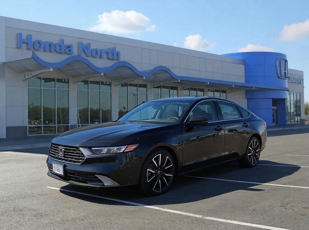 2025 Honda Accord Hybrid Touring's photo