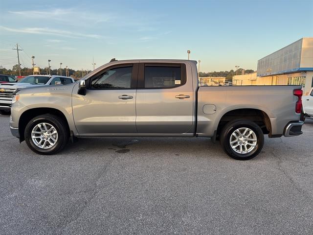 2024 Chevrolet Silverado 1500 LT photo 4