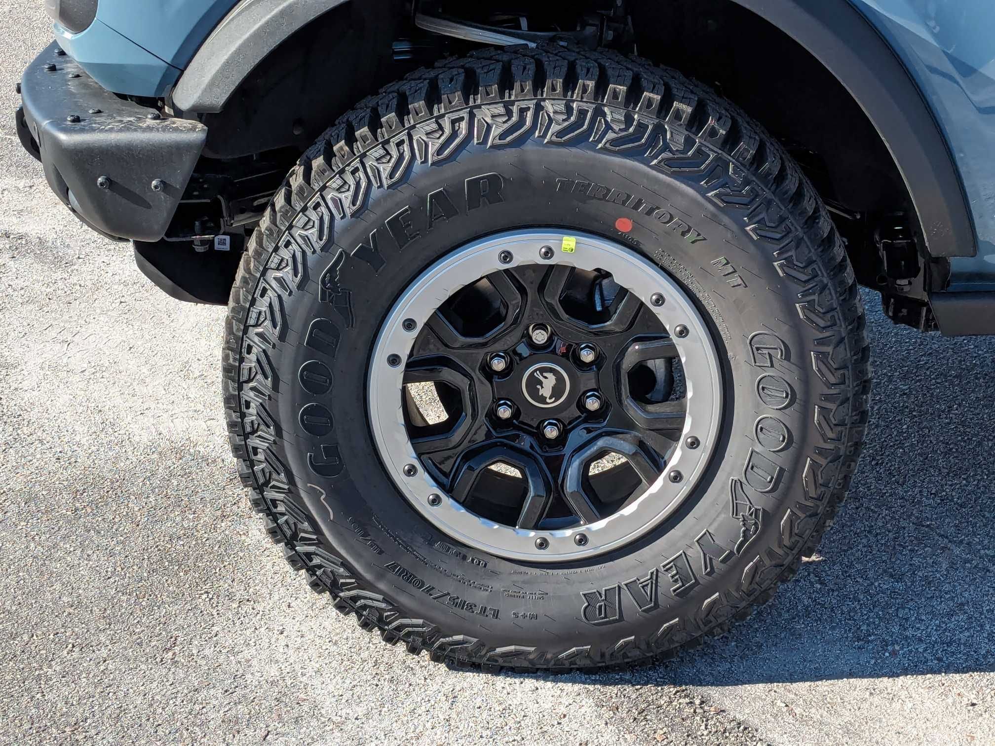2023 Ford Bronco Badlands photo 9