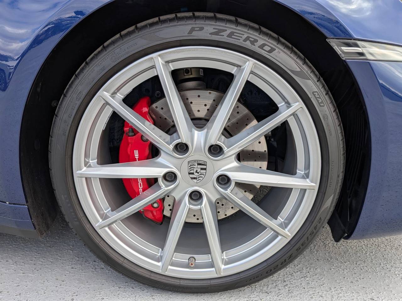 2022 Porsche 911 S photo 25