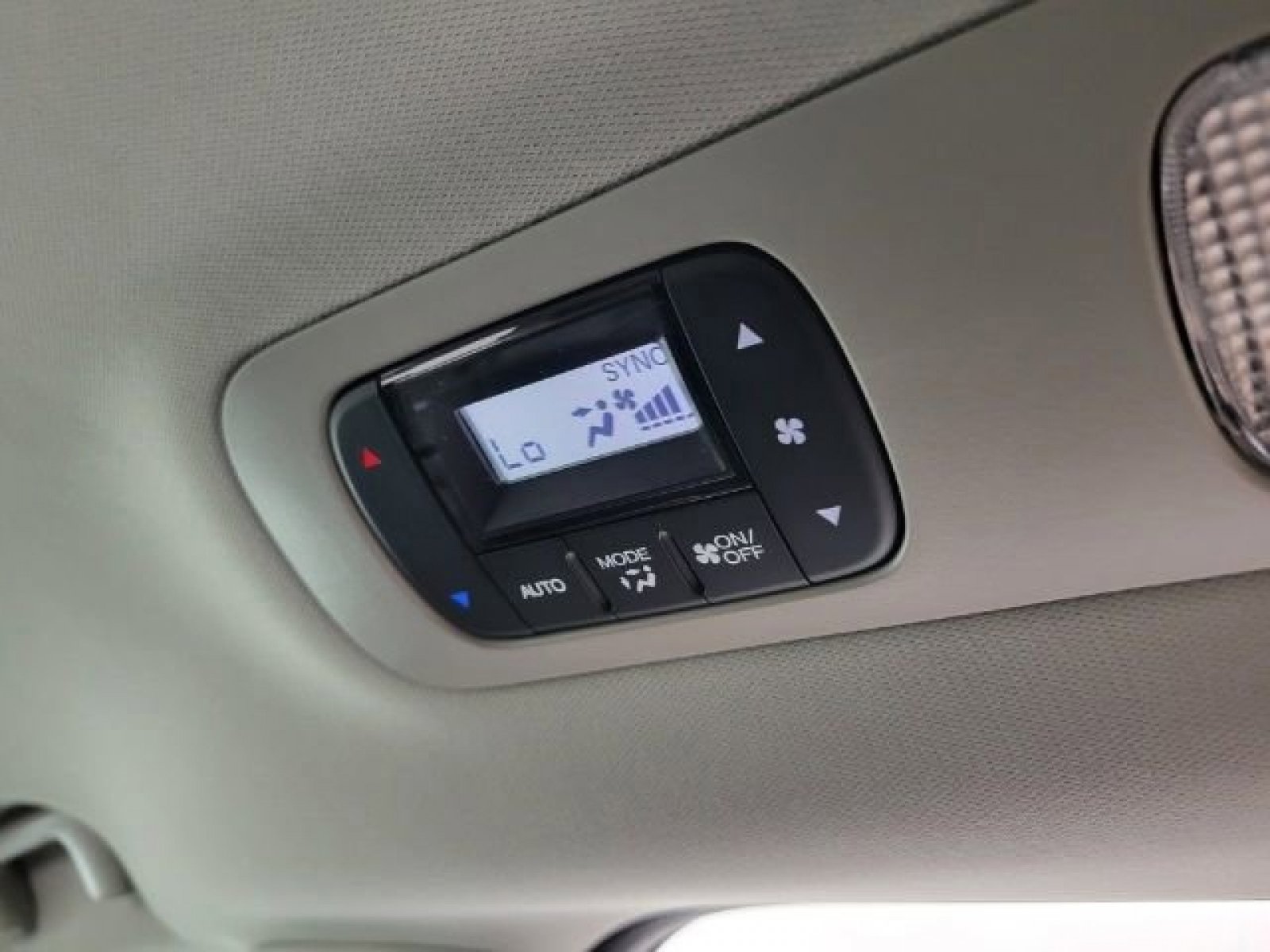 2026 Honda Odyssey Touring photo 29