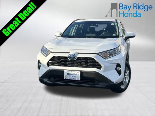 2020 Toyota RAV4 XLE
