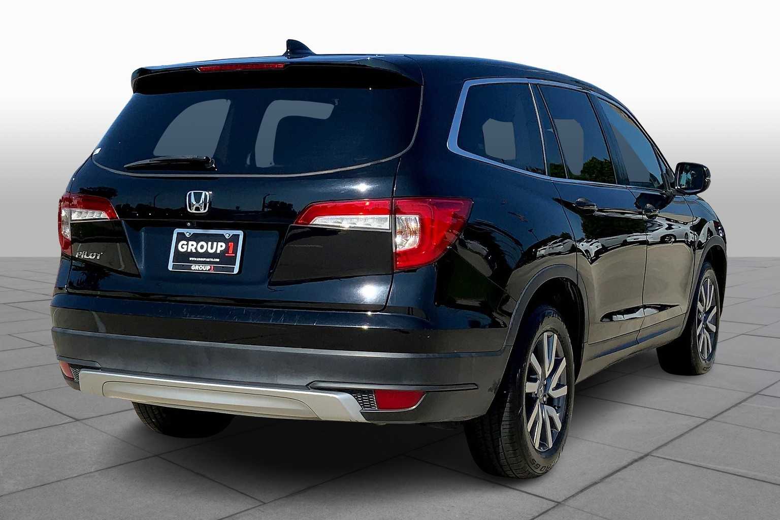 2020 Honda Pilot EX-L photo 12
