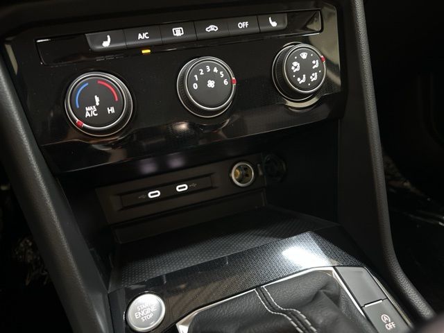 2025 Volkswagen Taos S photo 19
