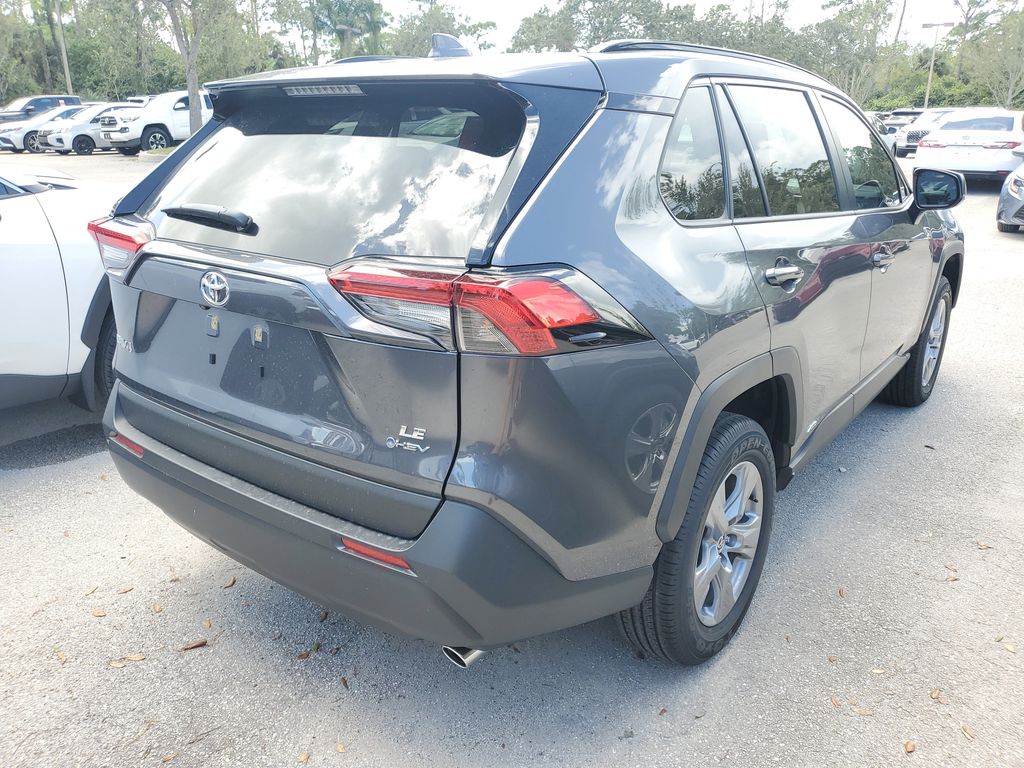 2025 Toyota RAV4 Hybrid LE photo 3