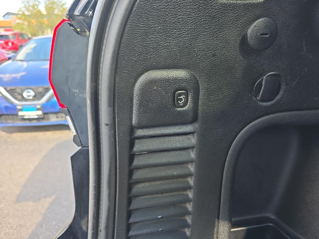 2021 Jeep Grand Cherokee Anniversary Edition photo 9
