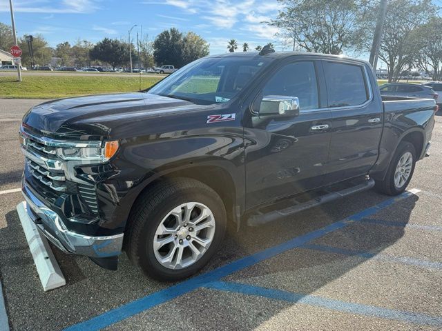 2022 Chevrolet Silverado 1500 LTZ's photo
