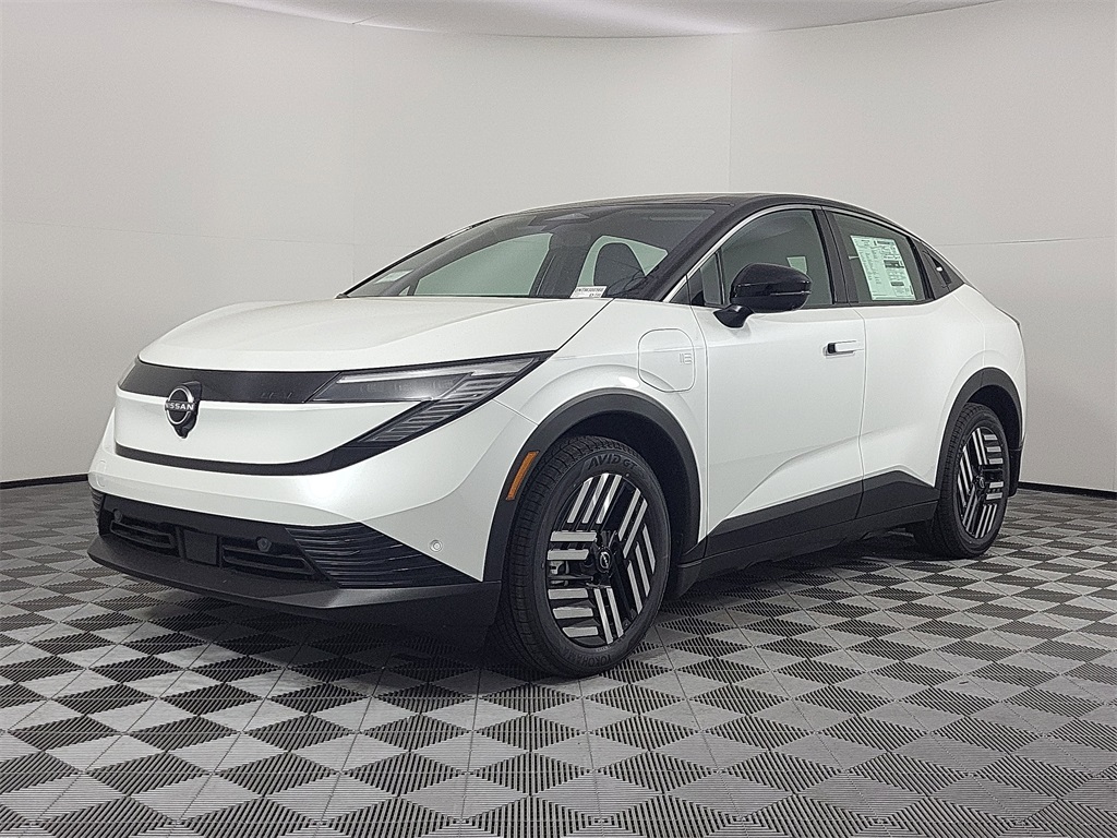 2026 Nissan LEAF SV+'s photo