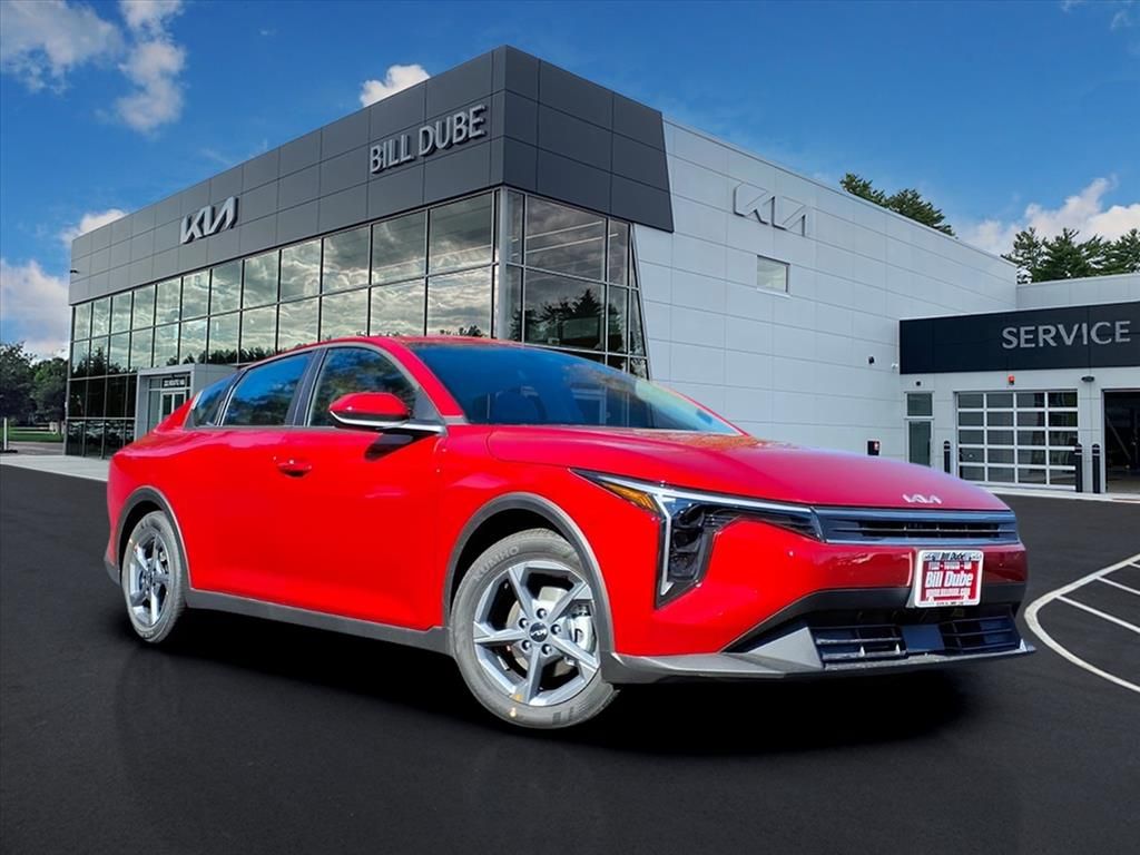 2025 Kia K4 LXS's photo