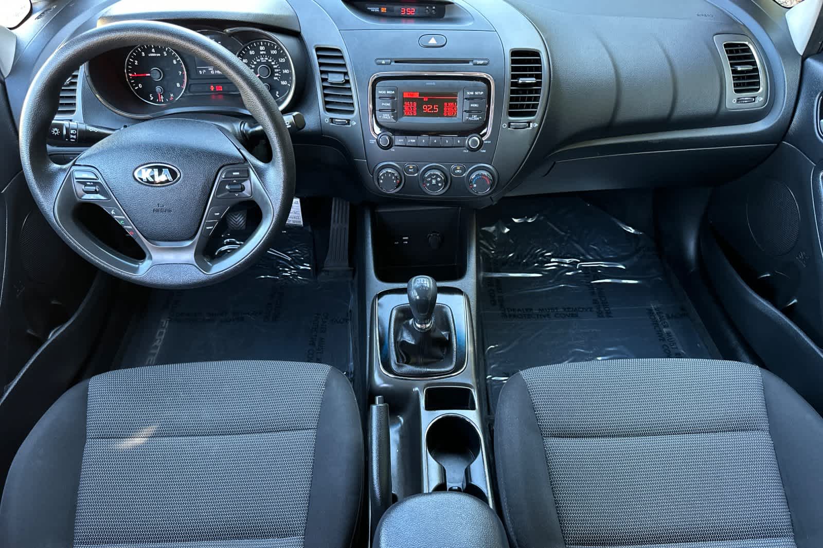 2018 Kia Forte LX Base photo 3
