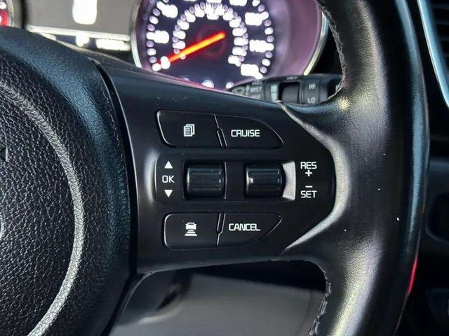 2020 Kia Sedona SX photo 21