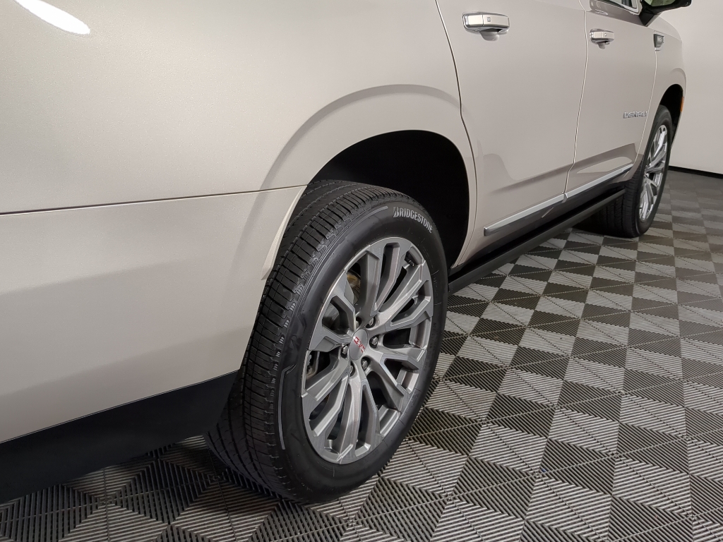 2021 Gmc Yukon Denali photo 8