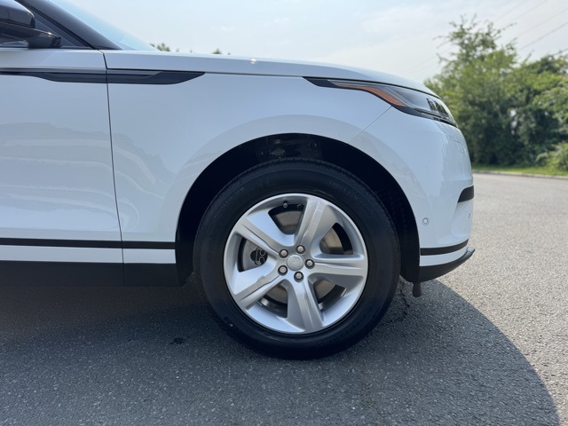 2026 Land Rover Range Rover Velar S photo 8