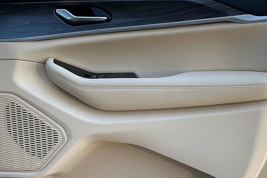 2025 Jeep Grand Cherokee Limited photo 29