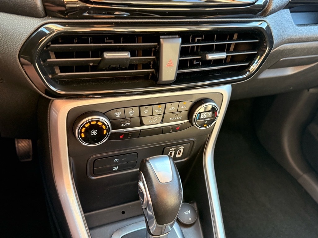 2018 Ford EcoSport Titanium photo 18