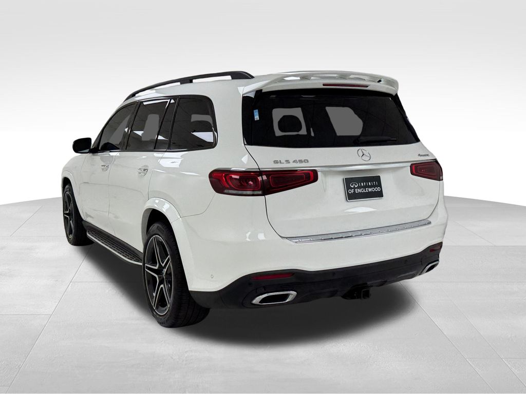 2022 Mercedes Benz GLS 450 4MATIC photo 4