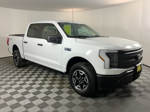 2024 Ford F-150 Lightning photo 3
