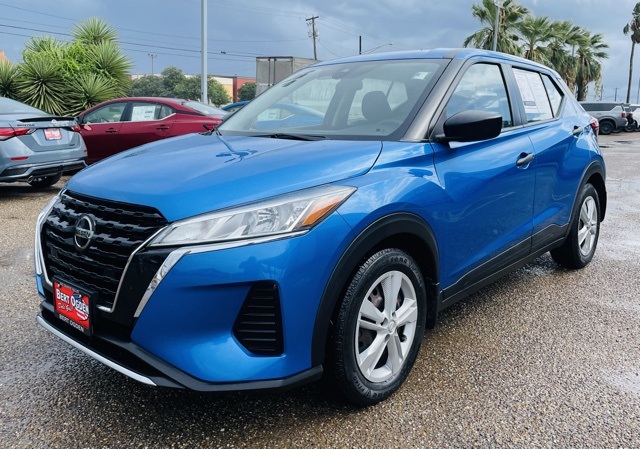 2021 Nissan Kicks S photo 3