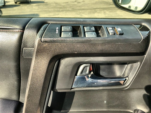 2024 Toyota 4Runner TRD Off-Road photo 5