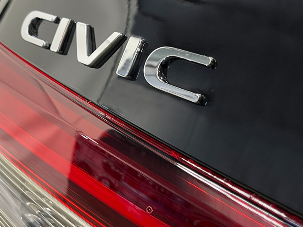 2026 Honda Civic Sport photo 3