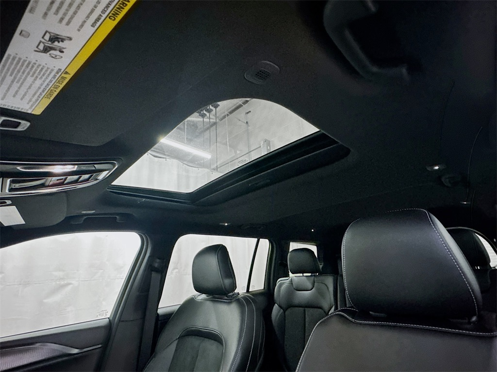 2025 Jeep Grand Cherokee Altitude X photo 19