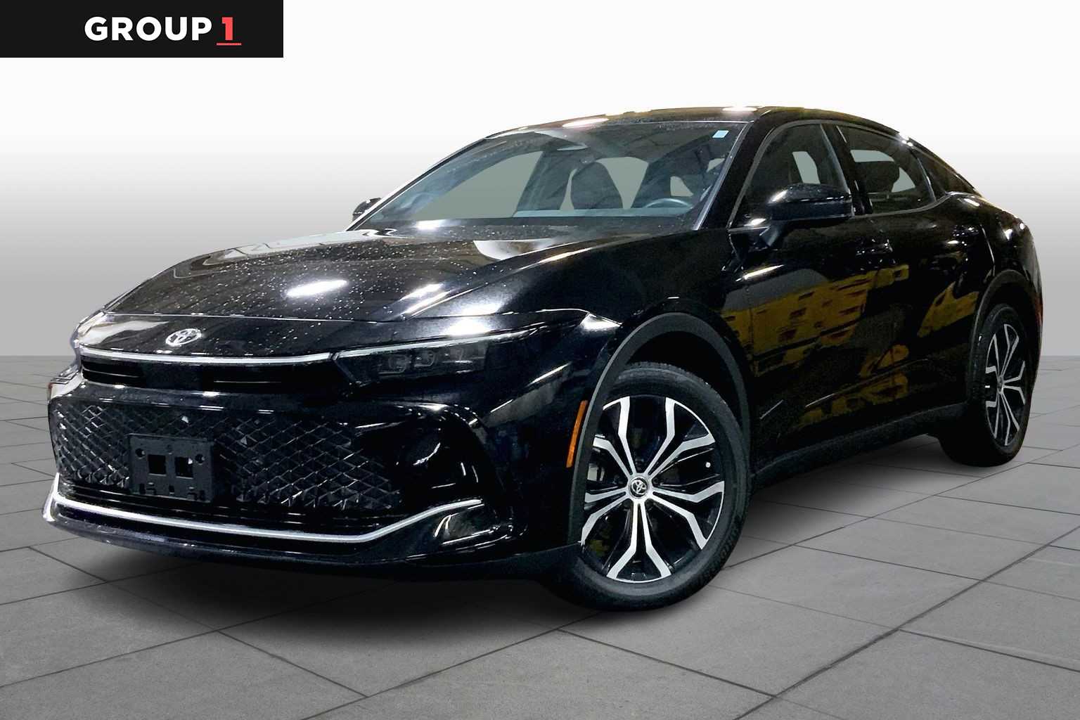 2025 Toyota Crown Limited's photo