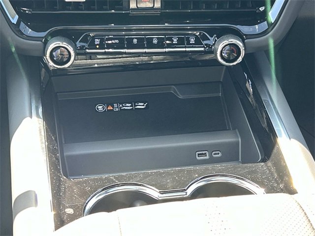 2026 Chevrolet Suburban High Country photo 16