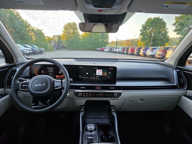 2025 Kia Sorento Hybrid EX photo 12