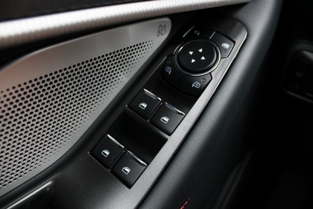 2025 Ford Explorer ST photo 15
