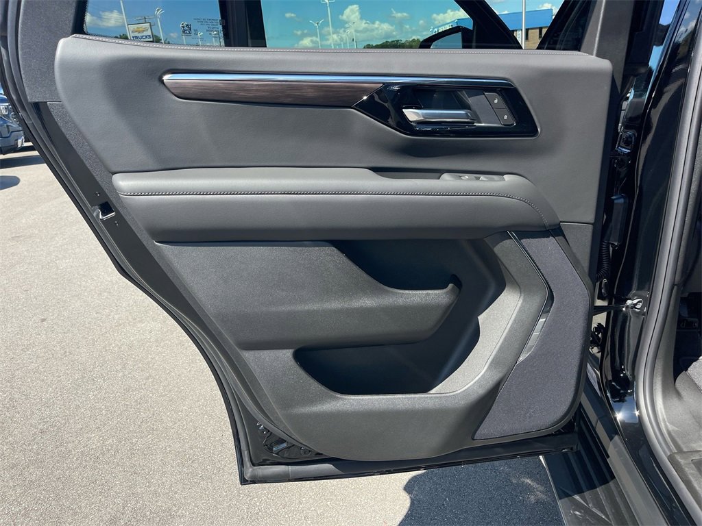 2025 Chevrolet Tahoe LS photo 27