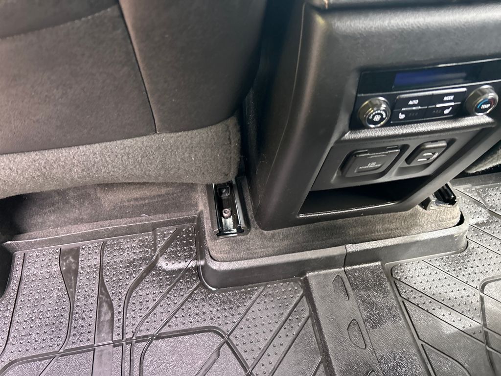 2020 Chevrolet Traverse Premier photo 17