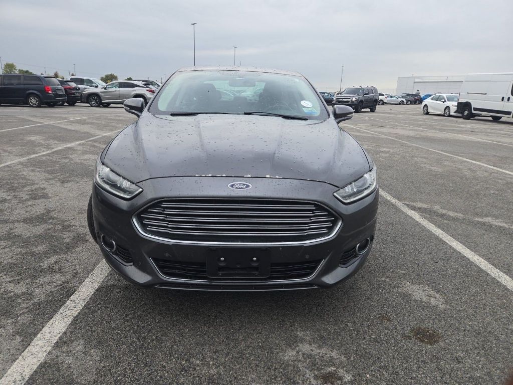2015 Ford Fusion Titanium photo 2