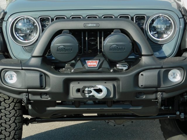 2025 Jeep Wrangler Rubicon photo 3