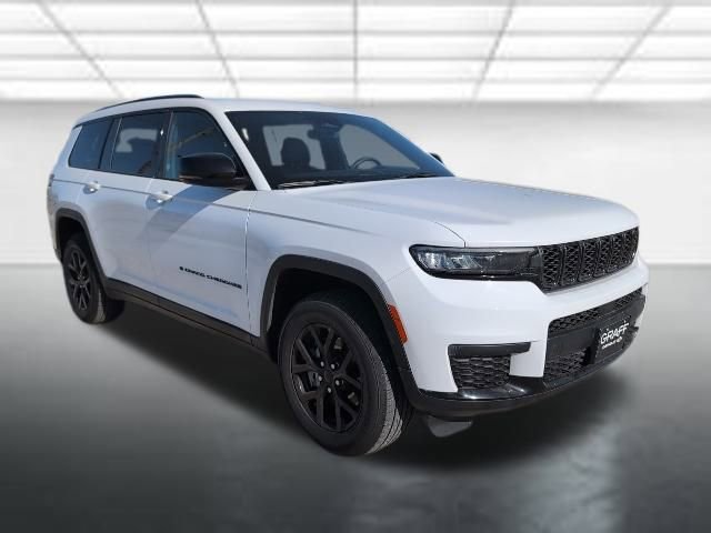 2024 Jeep Grand Cherokee L Altitude's photo