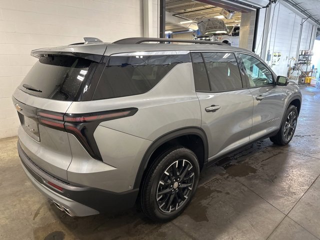 2026 Chevrolet Traverse photo 4