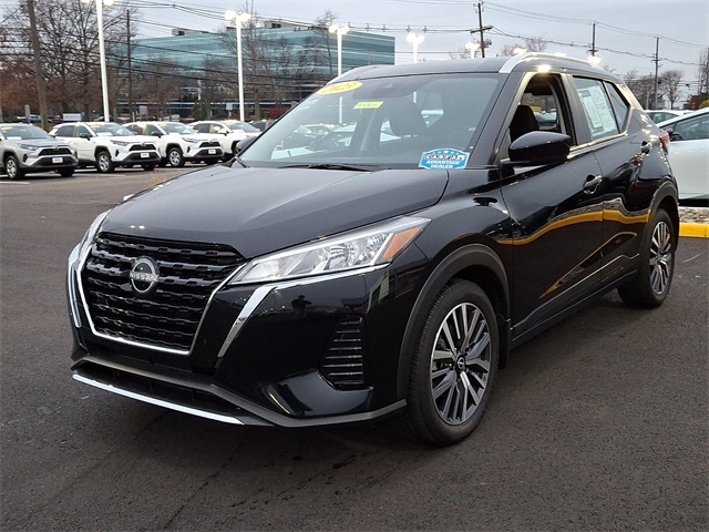 2023 Nissan Kicks SV photo 4