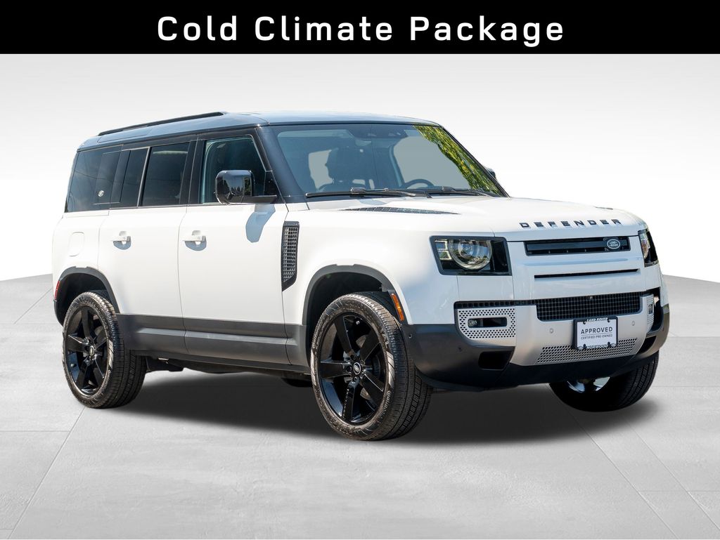 2024 Land Rover Defender 110 S photo 3