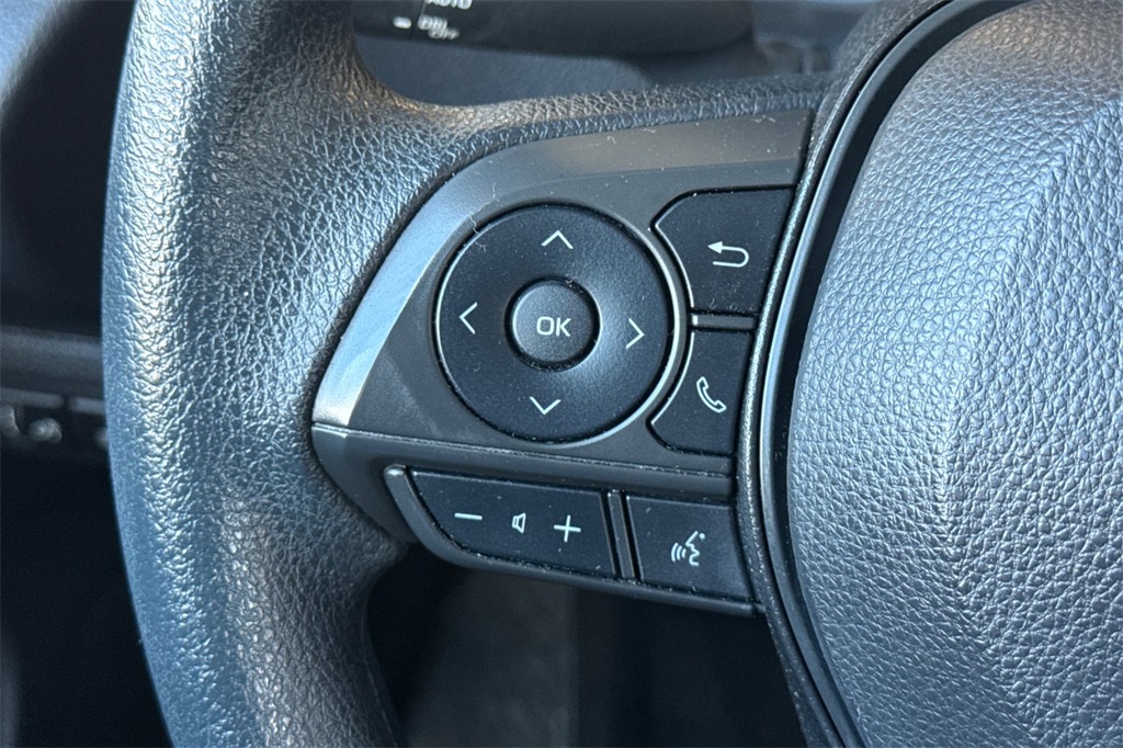 2023 Toyota Corolla LE photo 24