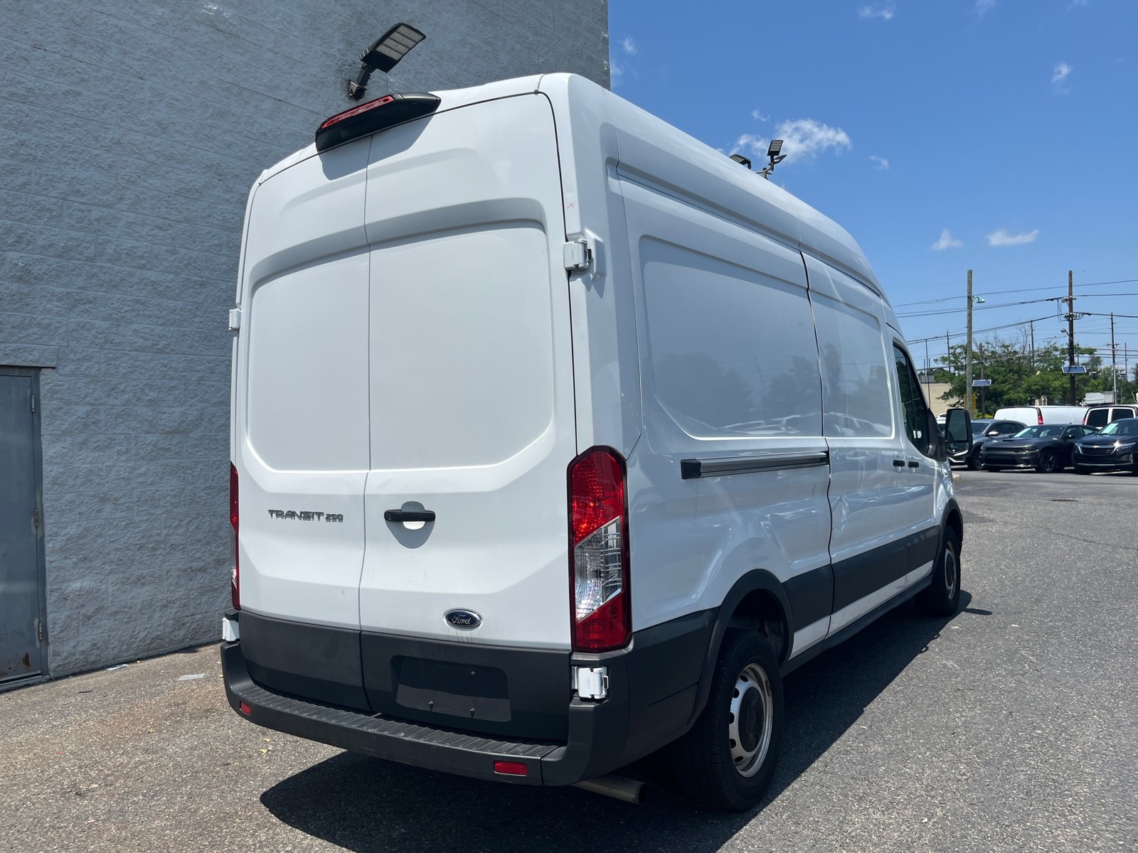 2023 Ford Transit Cargo Van photo 4