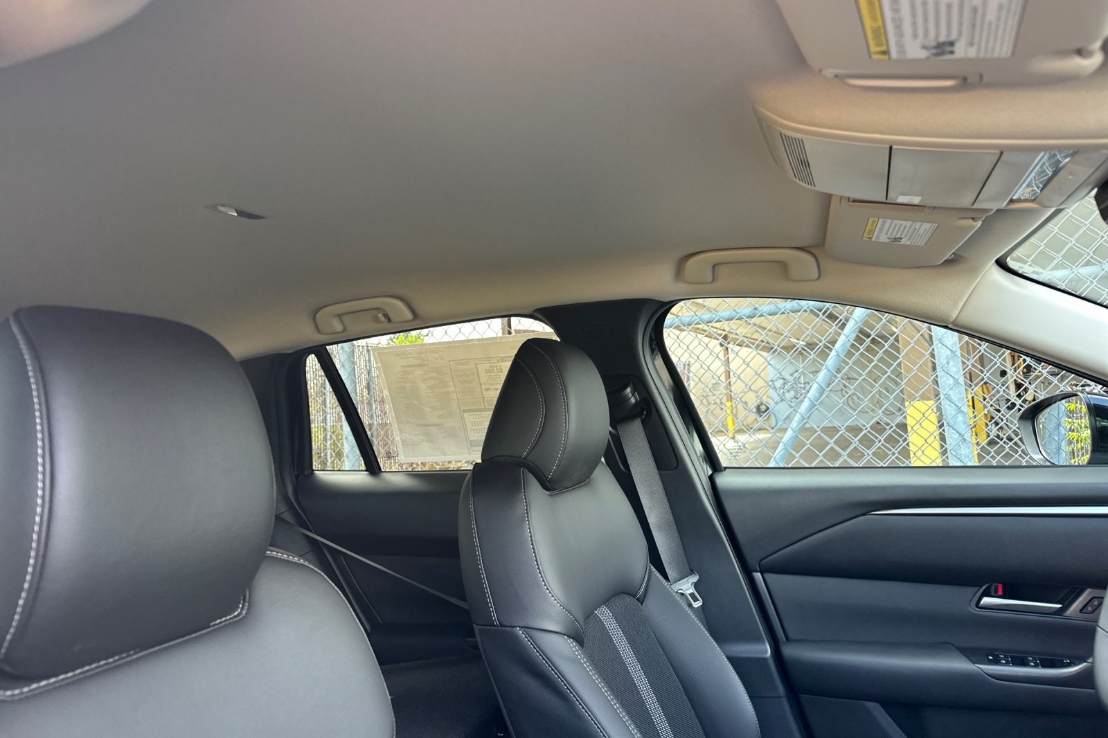 2025 Mazda CX-50 Preferred photo 17