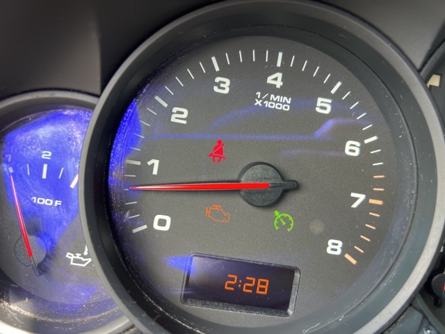 2010 Porsche Cayenne Base photo 18