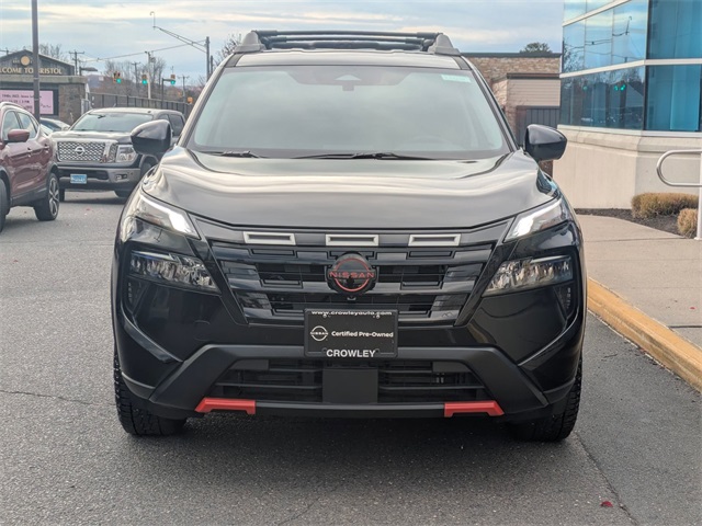 2025 Nissan Rogue SV photo 4