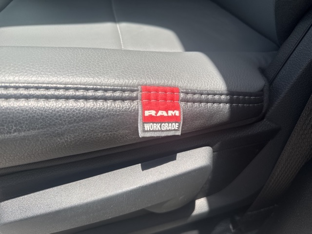 2025 Ram 5500 Tradesman photo 18