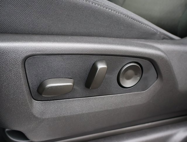 2025 Chevrolet Silverado 1500 LT photo 7