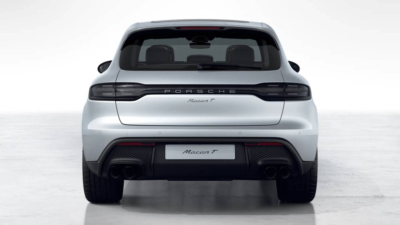 2026 Porsche Macan T photo 8