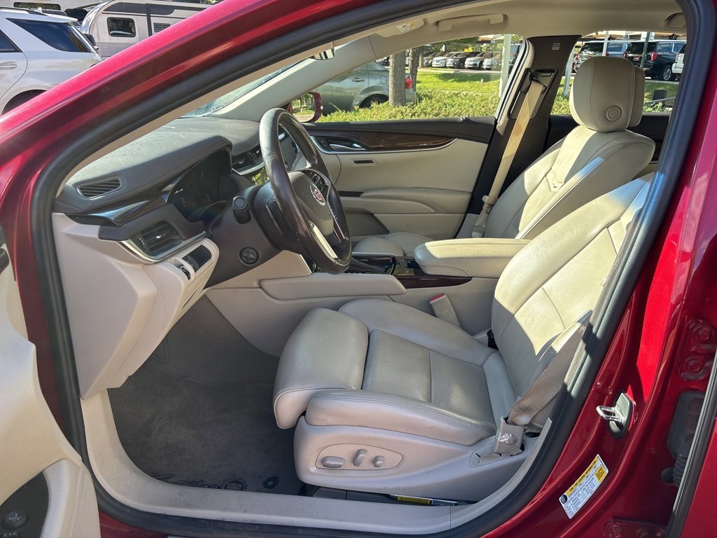 2014 Cadillac XTS Luxury photo 10