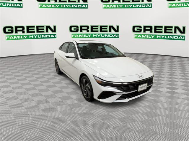 2025 Hyundai Elantra Hybrid Limited photo 3