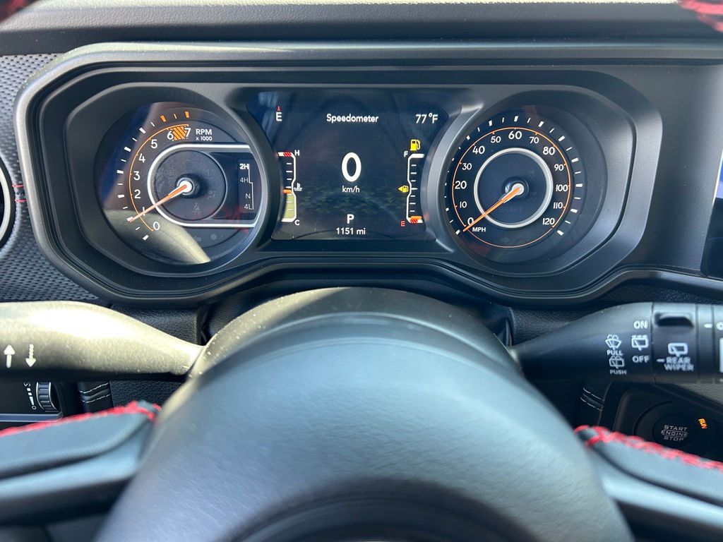 2025 Jeep Wrangler Rubicon photo 25