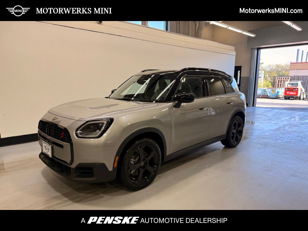2026 MINI Countryman S's photo