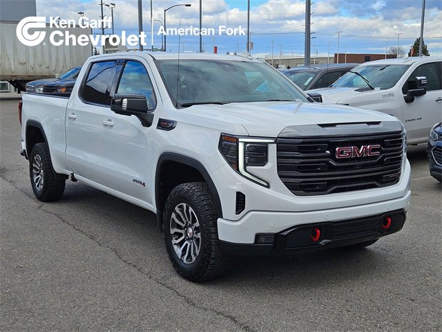 2023 GMC Sierra 1500 AT4's photo